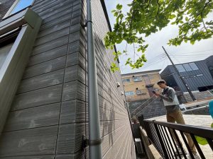 足場を架けるスペースの確認