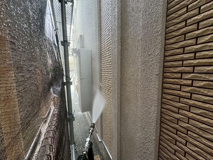 塗膜の密着を妨げる汚れをしっかり除去