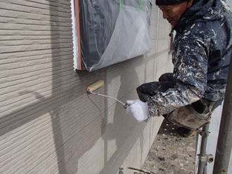 千葉県君津市　外壁塗装　屋根塗装　ベランダ防水　外壁塗装　下塗り開始