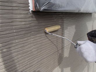 千葉県君津市　外壁塗装　屋根塗装　ベランダ防水　外壁塗装　下塗り開始中