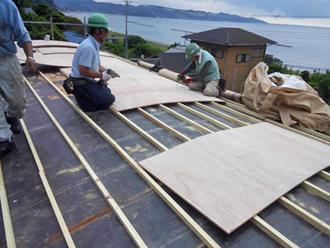 千葉県　富津市　屋根葺き替え　野地板設置