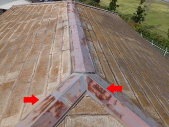 千葉県木更津市　外壁塗装　屋根カバー工法　点検　棟板金の錆