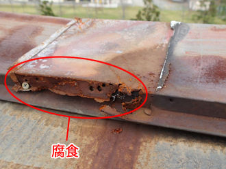 千葉県木更津市　外壁塗装　屋根カバー工法　点検　棟板金が腐食している