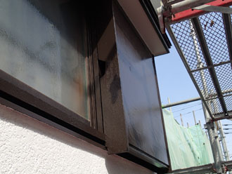 千葉県浦安市　外壁塗装　屋根塗装　細部の塗装　戸袋の補修と塗装完了