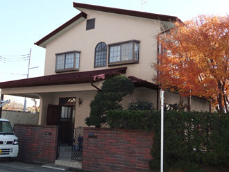 千葉県浦安市　外壁塗装　屋根塗装　カラーシミュレーション　外壁は薄いベージュで屋根は茶色