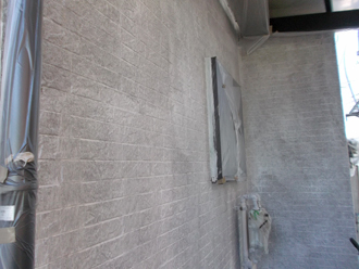 千葉県習志野市　外壁塗装　屋根塗装　外壁の下塗り