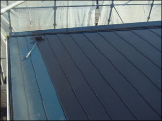 船橋市　屋根塗装　上塗り　サーモアイ　遮熱