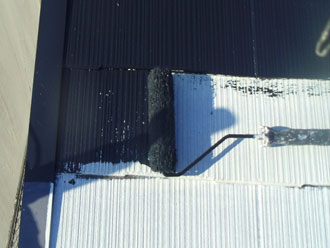 千葉県袖ケ浦市　屋根塗装　中塗り　アレスクール