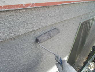 千葉県香取市　外壁塗装　陸屋根　防水工事　下塗り