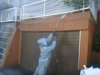 神奈川県三浦市　外壁塗装　屋根塗装　高圧洗浄後　外壁