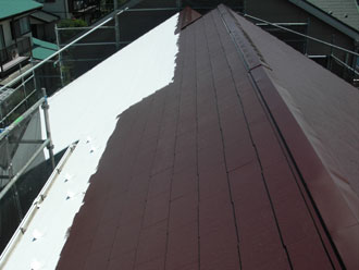 神奈川県厚木市　屋根塗装　中塗り　サーモアイSi